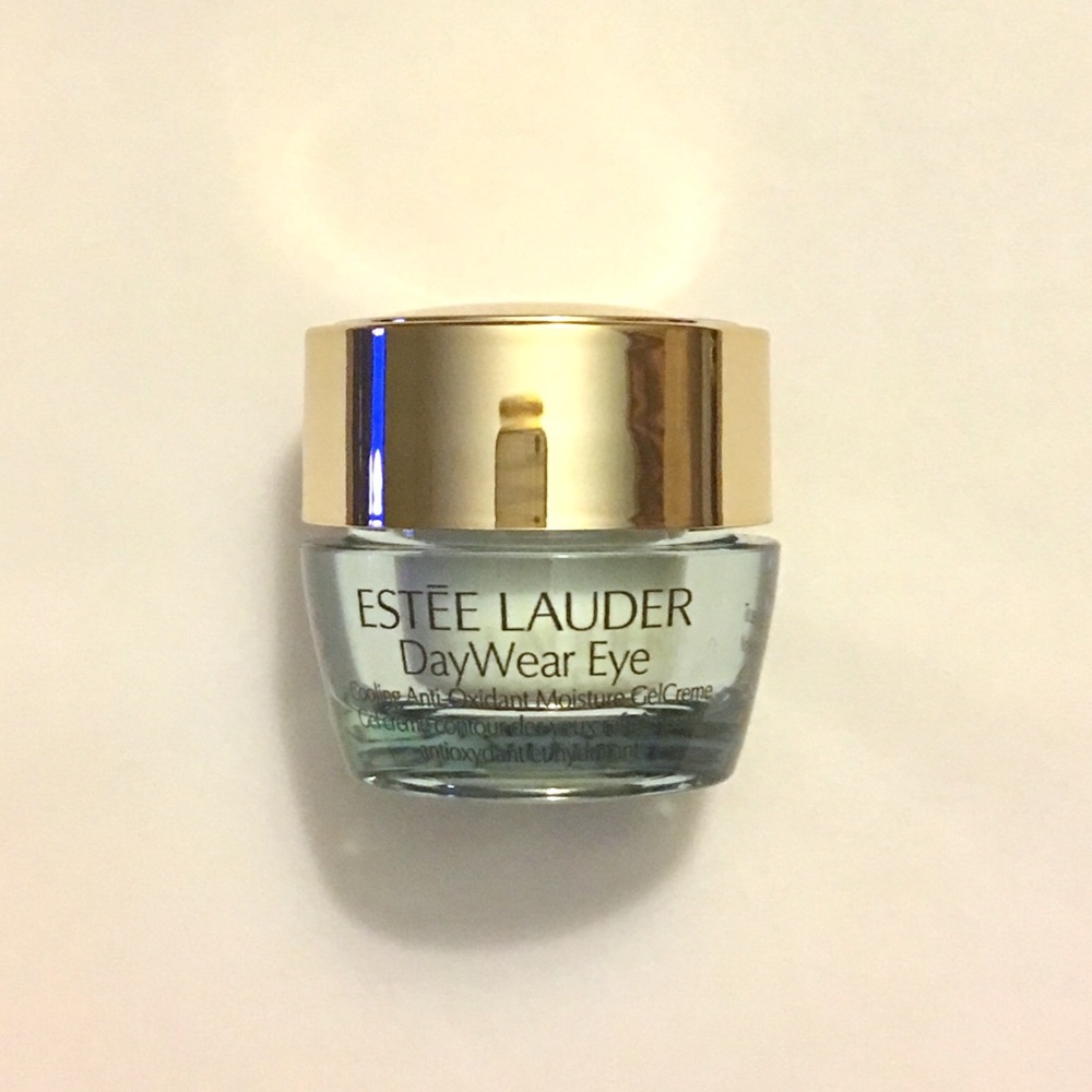 Brand New Estée Lauder Bag and Makeup Collection - Picture 4 of 8